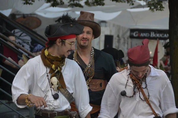 Пиратский Фестиваль Людьми Традиционной Одежде Канада — стоковое фото