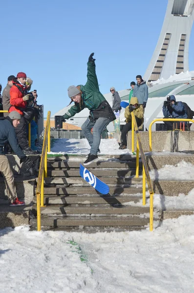 Montreal Kanada Február Ismeretlen Résztvevő Snowboardozás Barbegazi Winter Extreme Sports — Stock Fotó