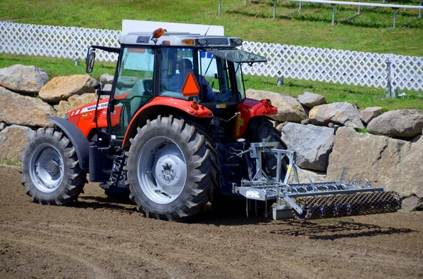 Bromont Kanada Juli Traktor 5450 Massey Ferguson Limited Ist Ein — Stockfoto