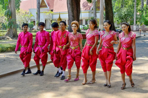 Siem Reap Cambodia Mars Oidentifierade Unga Traditionella Bröllop Khmerkläder Den — Stockfoto