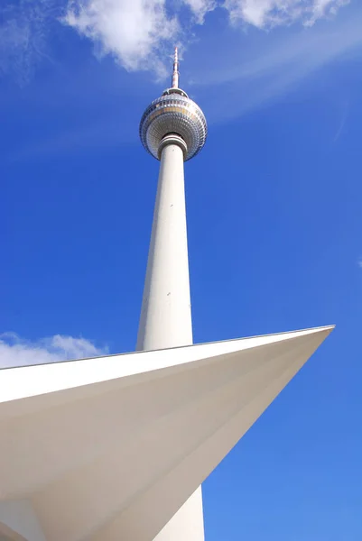 Berli Germany Mayıs Fernsehturm Televizyon Kulesi Almanya Nın Başkenti Alexanderplatz — Stok fotoğraf