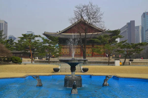 Кёнбокгун Известный Дворец Кёнбокгун Дворец Кёнбок Королевский Дворец Расположенный Северной — стоковое фото