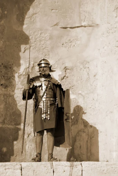 Jerash Novembro Homem Jordaniano Veste Como Soldado Romano Durante Show — Fotografia de Stock