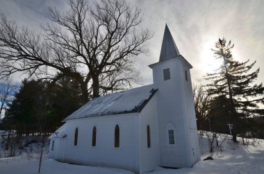 Glenn bölgesindeki eski kırsal kilise, Quebec, Kanada