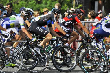 MONTREAL, CANADA - SEPTEMBER 09: 2012 UCI bisiklet takviminde faaliyet gösteren bir grup bisikletçi (124; 2012 Grand Prix Cycliste de Montreal) 2009 Eylül 2012 Montreal, Montreal, Mount Royal tırmanışı