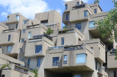 Montreal-SEPT. 08: 67. habitat manzarası 8 Eylül 2013 Montreal, Quebec, CA. 67 numaralı yaşam alanı, Montreal ve Kanada 'nın en tanınmış ve önemli binalarından biri olarak kabul edilir.  