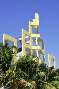 MIAMI SOUTH BEACH FLORIDA ABD - 29 Ekim 2012: Miami Beach Convention Center Hall A ve B. Covention Center 1957 yılında inşa edilmiştir. 1989 'daki yenileme ve genişlemeden sonra