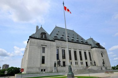 OTTAWA, CANADA - 30 Haziran 2013 'te Ottawa Kanada' da Kanada Yüksek Mahkemesi, Kanada adalet sisteminin son temyiz mahkemesidir.