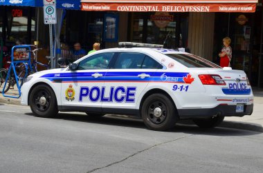 OTTAWA, CANADA - 30 Haziran 2013 tarihinde Kanada Kraliyet Atlı Polisi RCMP: jandarma, Kanada 'nın hem federal hem de ulusal polis teşkilatıdır..