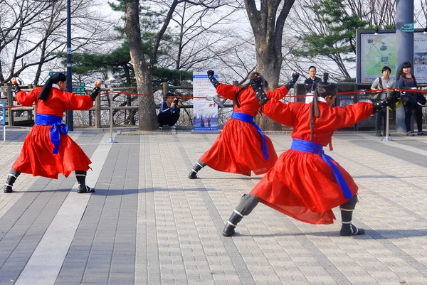 Seoul Corea Abril Saurabi Coreano Durante Exposición Tradicional Abril 2013 — Foto de Stock