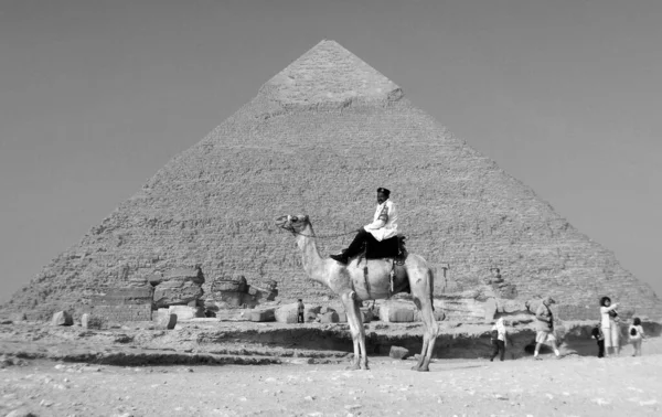 Giza Egypte Nov Police Touristique Uniforme Patrouille Les Pyramides Novembre — Photo