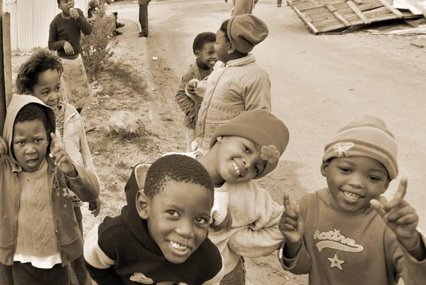 Khayelitsha Cape Town May Unidentified Group Young Children Play Street — Stock Photo, Image