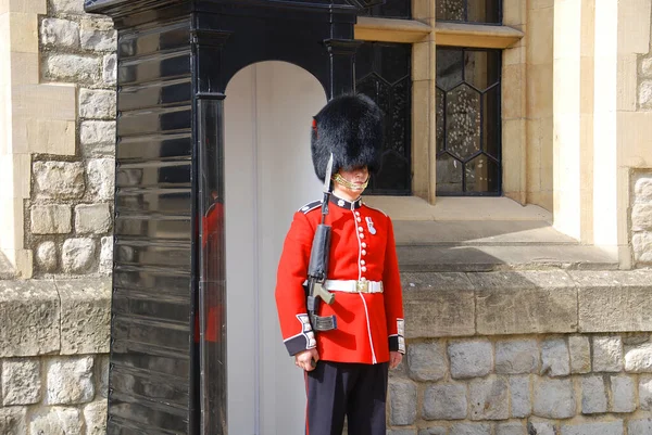 Haziran 2012 Londra Kulesi Nde Kraliçe Nin Muhafızları Kraliçe Muhafızları — Stok fotoğraf