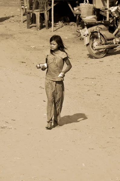 Phnom Phen Cambodge Mars Enfant Rue Non Identifié Posant Mars — Photo