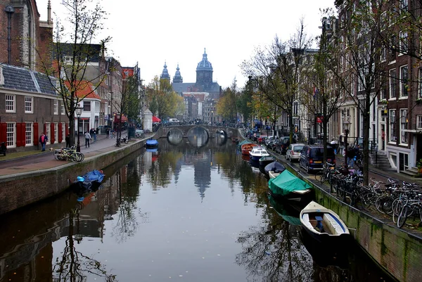 Amsterdam Νοεμβρίου Διώρυγα Στο Άμστερνταμ Στις Νοεμβρίου 2011 Άμστερνταμ Έχει — Φωτογραφία Αρχείου