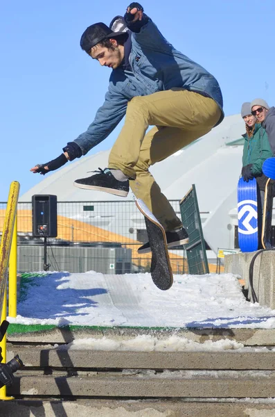 Montreal Canada February Peserta Tak Dikenal Dalam Snowboarding Festival Olahraga — Stok Foto