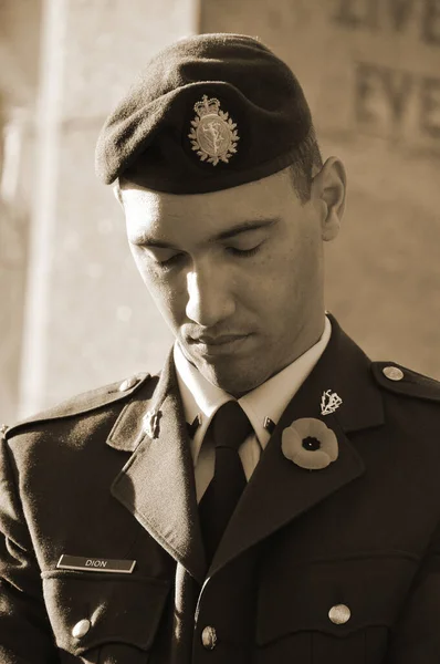 Montreal Canada November Canadian Soldier Uniform Remembrance Day November 2011 — Stock Photo, Image