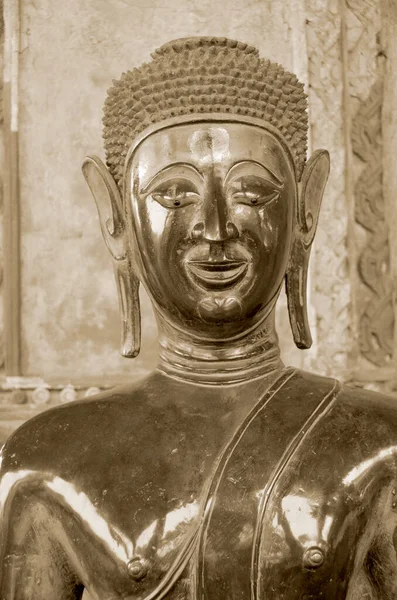 Вентийский Лаос Апреля Бронзовая Статуя Будды Пхра Кеу Является Бывшим — стоковое фото