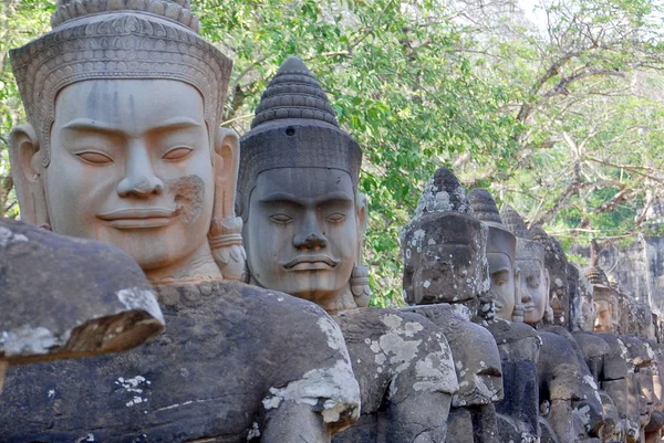 Stone Asuras Hold Naga Vasuki Bridge Leading 12Th Century City — Stock Photo, Image