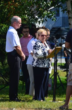 LAC MEGANTİK CANADA 14 Temmuz: Kanada 'nın Lac Megantic Kanada şehrinde 14 Temmuz 2013 tarihinde yaşanan kış treni felaketinin ardından belediye başkanı basın toplantısı. Bu insani felakette 50 kişi öldü..