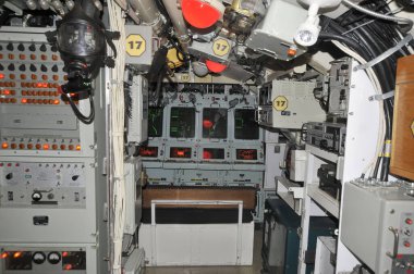 RIMOUSKI, QUEBEC, CANADA - 29 AUGust: HMCS Onondaga 'da (S73) 29 Ağustos 2012 tarihinde Kanada' nın Rimouski kentinde Kanada Kraliyet Donanması 'nda görev yapmış bir Oberon sınıfı denizaltıdır.