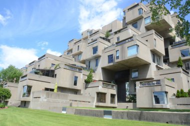 Montreal-SEPT. 08: 67. habitat manzarası 8 Eylül 2013 Montreal, Quebec, CA. 67 numaralı yaşam alanı, Montreal ve Kanada 'nın en tanınmış ve önemli binalarından biri olarak kabul edilir.  