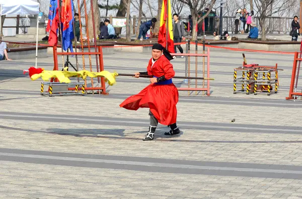 Seoul Korea Abril Ssaurabi Coreano Durante Exposição Tradicional Abril 2013 — Fotografia de Stock