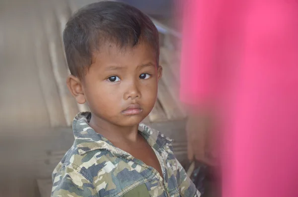 Phnom Phen Cambodia Março Criança Rua Não Identificada Posando Março — Fotografia de Stock