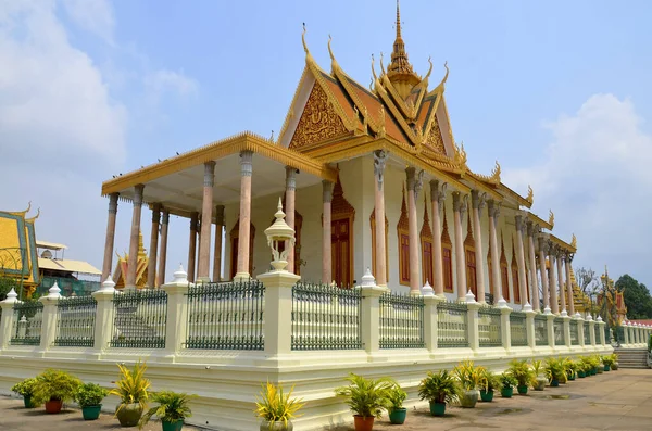 Phnom Penh Cambodia Marzo Palazzo Reale Complesso Edifici Che Funge — Foto Stock