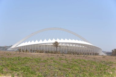 26 Kasım 2009 'da Durban, Güney Afrika' daki Moses Mabhida Stadyumu 'nda. 2010 FIFA Dünya Kupası 'nın ev sahibi stadyumlarından biridir..