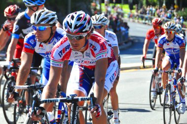 MONTREAL, CANADA - 11 Eylül 2011 'de Montreal' de Montreal Dağı 'nda, UCI bisiklet takviminde tanımlanamayan bir grup bisikletçi faaliyette.