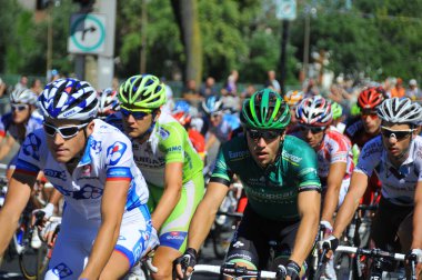 MONTREAL, CANADA - 11 Eylül 2011 'de Montreal' de Montreal Dağı 'nda, UCI bisiklet takviminde tanımlanamayan bir grup bisikletçi faaliyette.