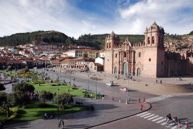 CUSCO PERU - 25 Kasım 2010: Santo Domingo Katedrali, Cusco Katolik Başpiskoposluğu 'nun ana kilisesidir..