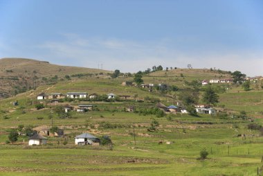 Kırsal Zululand, Güney Afrika 'da bir Bantustan' dı. Irkçılık devleti tarafından Zulu halkı için yarı bağımsız bir vatan olarak tasarlanmıştı..