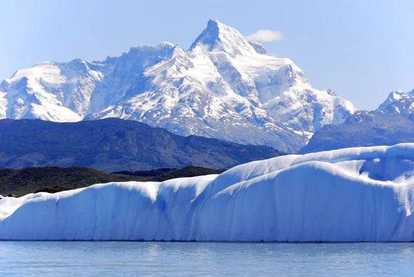 Lago Argentino Είναι Μια Λίμνη Στην Παταγονική Επαρχία Της Santa — Φωτογραφία Αρχείου