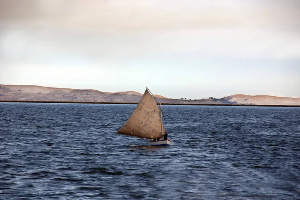 Titicaca Laka Peru 2010 Fisherman Boat Titicaca Lake 페루와 볼리비아 — 스톡 사진