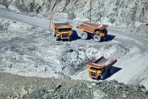 Asbestos Canada Aug Operation Workers Bottom Asbestos Mine Aug 2010 — Stock Photo, Image