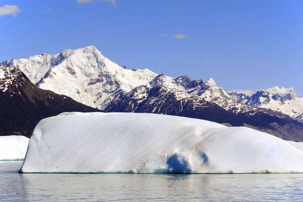 Lago Argentino Είναι Μια Λίμνη Στην Παταγονική Επαρχία Της Santa — Φωτογραφία Αρχείου