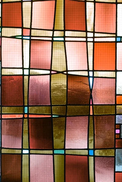 Jendela Kaca Gereja Latar Belakang Kuadrat Abstrak Merah — Stok Foto
