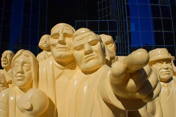 Montreal Canada Juni Die Illuminated Crowd Ist Eine Öffentliche Skulptur — Stockfoto