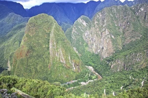 Перу Который Охватывает 1295 216 Квадратных Километров Предлагает Волнующие Путешествия — стоковое фото