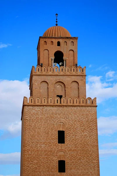 Мечеть Облачном Фоне Неба — стоковое фото