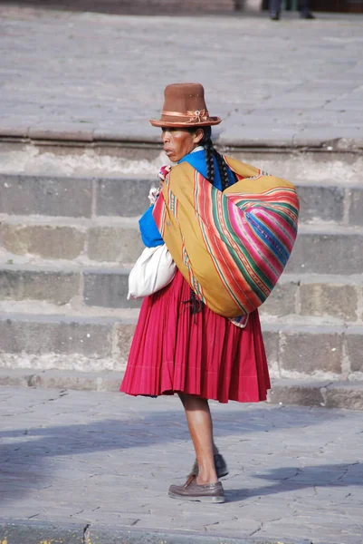 Cuzco Peru November Woman Typical Clothes Caring Souvenir Sale Live — Stock Photo, Image