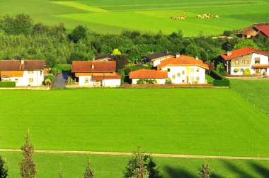 Innsbruck yakınlarındaki Avusturya alp manzarası