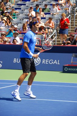 5 Ağustos 2011 'de Montreal, Kanada' da Roger Federer, Montreal Rogers Kupası sahasında. Roger Federer, 237 haftalık rekorunu elinde tutan İsviçreli profesyonel tenis oyuncusu.