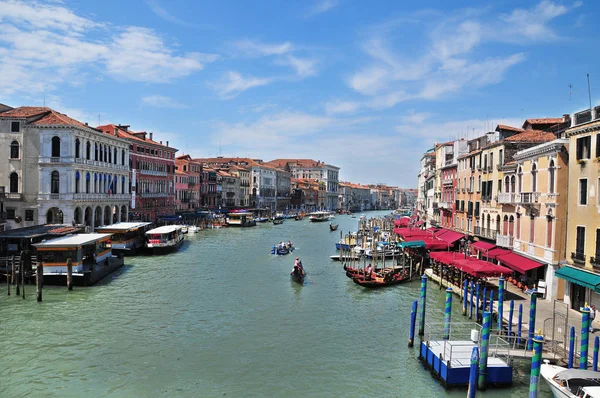 Venice Italy June Tansportation Food Boat Grand Canal June 2011 — Stock Photo, Image