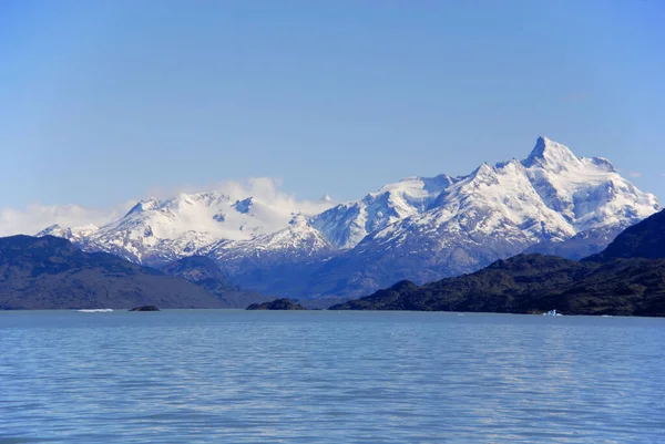 Lago Argentino 아르헨티나 산타크루스의 파타고니아 호수이다 — 스톡 사진