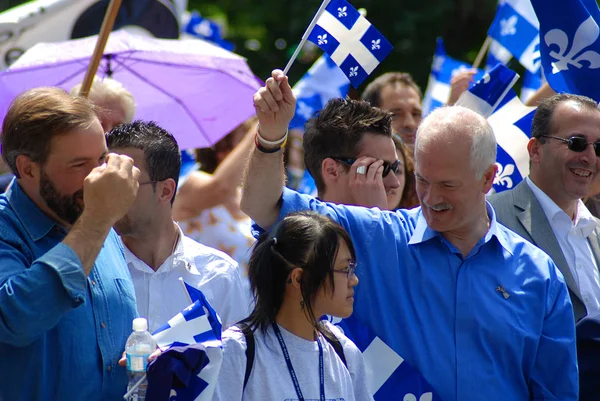 Montreal Canada Pessoas Não Identificadas Comemorando Feriado Nacional Quebec Francês — Fotografia de Stock