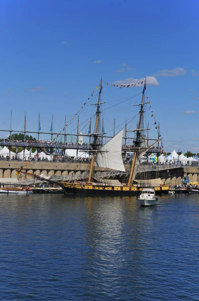 För Den Andra Upplagan Tall Ships Quays Väntar Sex Höga — Stockfoto