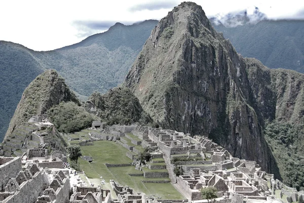 Machu Picchu Machu Pikchu Quechua Machu Yaşlı Yaşlı Pikchu Piramidi — Stok fotoğraf